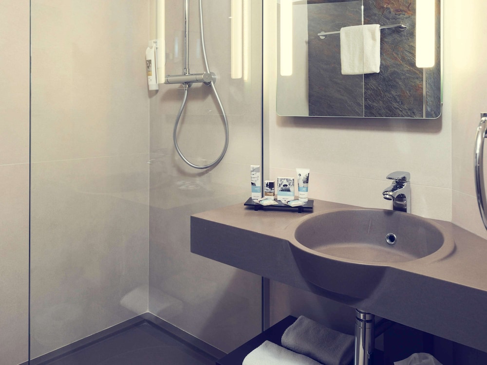 Mercure Paris Porte De Pantin 57/58