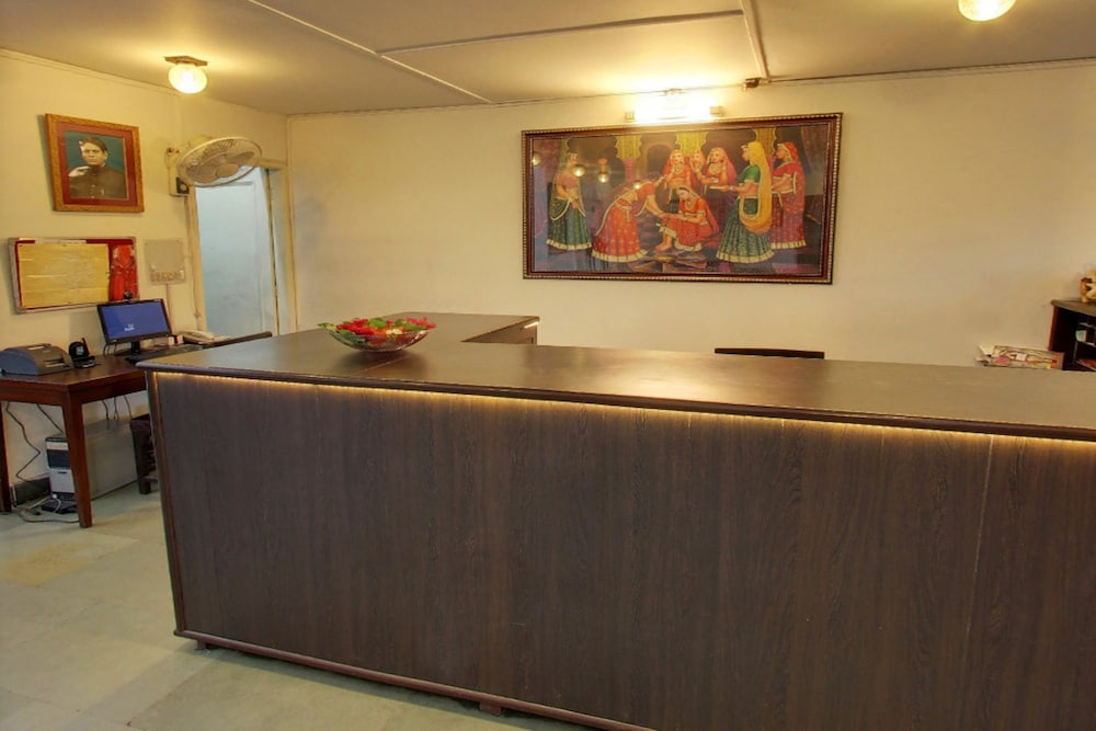 Hotel Shikha 9/59