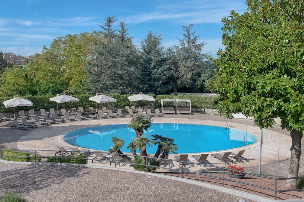 NH Roma Villa Carpegna 56/59