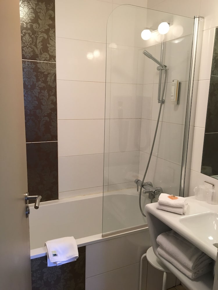 The Originals Boutique Hotel Victoria Fontainebleau 12/61