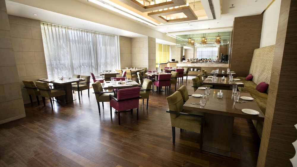 Royal Orchid Jaipur 44/62