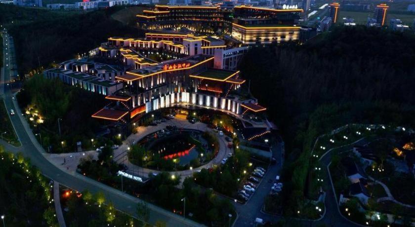Suzhou Qingshan Hotel 28/30