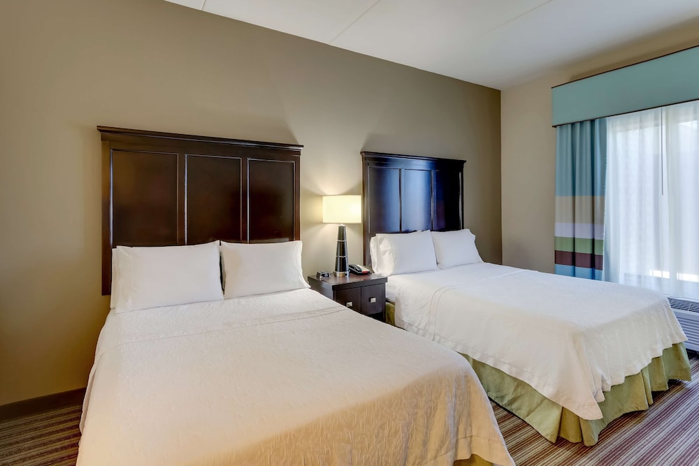 Hampton Inn & Suites Swansboro Near Camp Lejeune, NC 21/64
