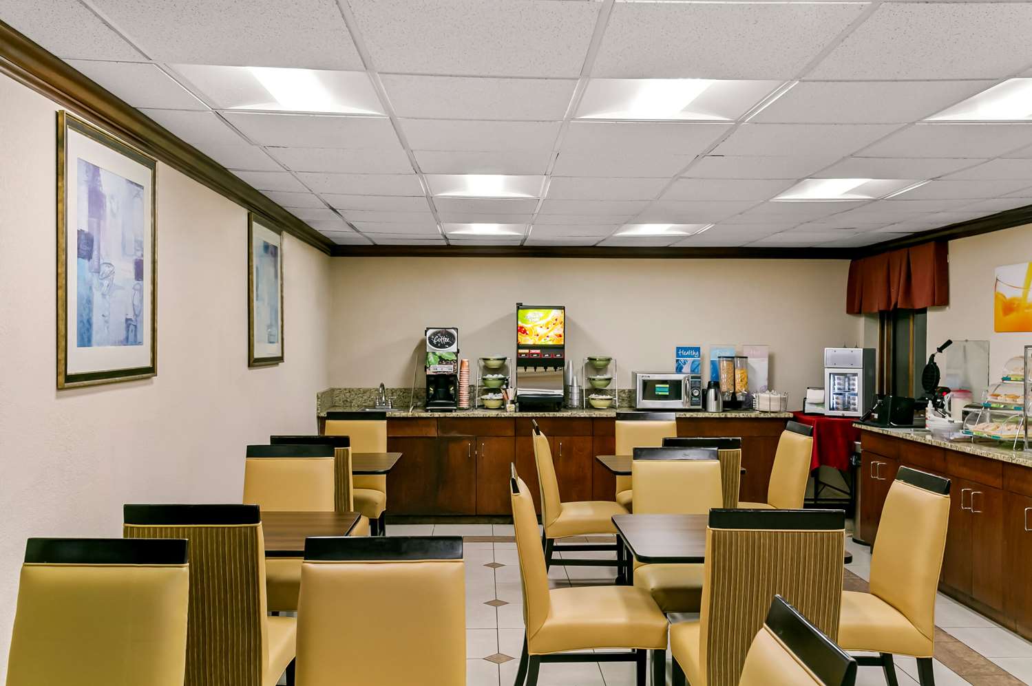 Quality Inn Jessup - Columbia South Near Fort Meade 22/34
