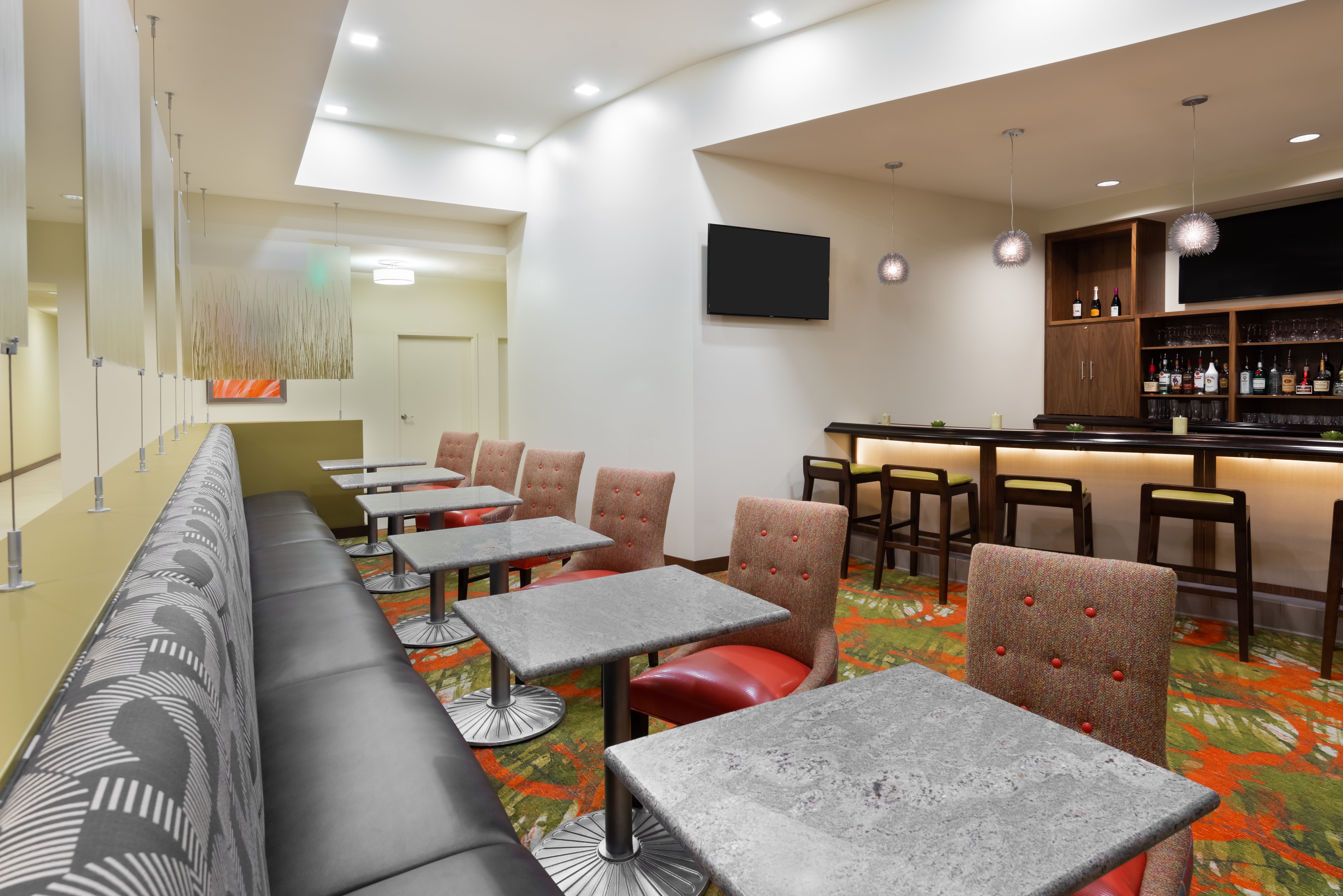 Staybridge Suites Miami International Airport 53/77