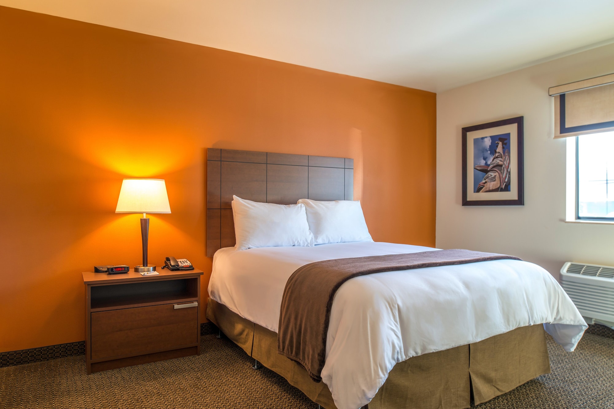 ROOM, QUEEN BED, ACCESSIBLE