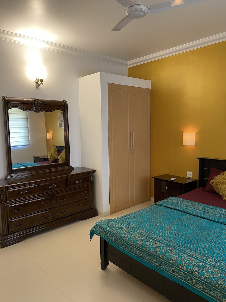 Riviera Hermitage 16/50