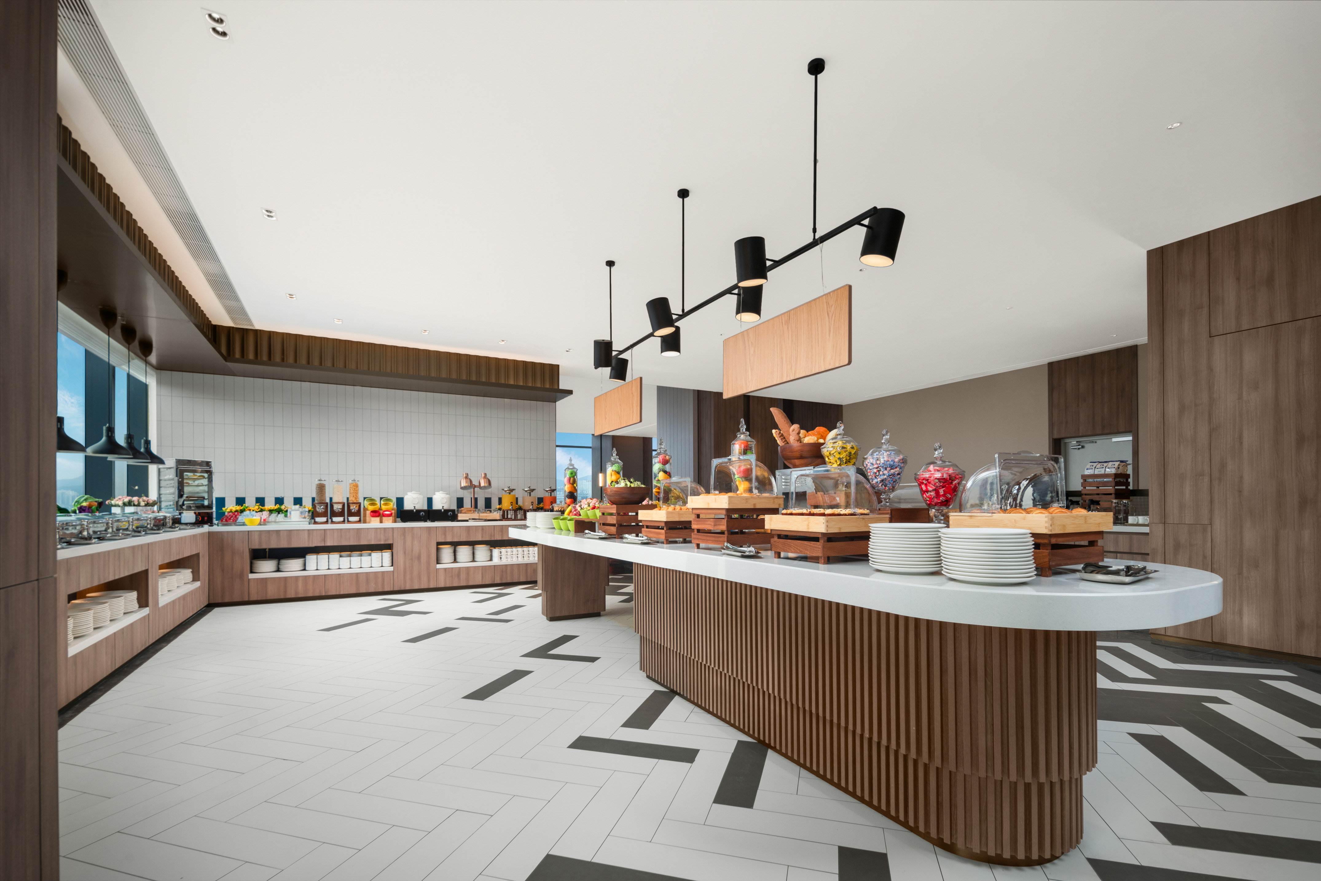 Holiday Inn Express Shenzhen Futian Center 48/63