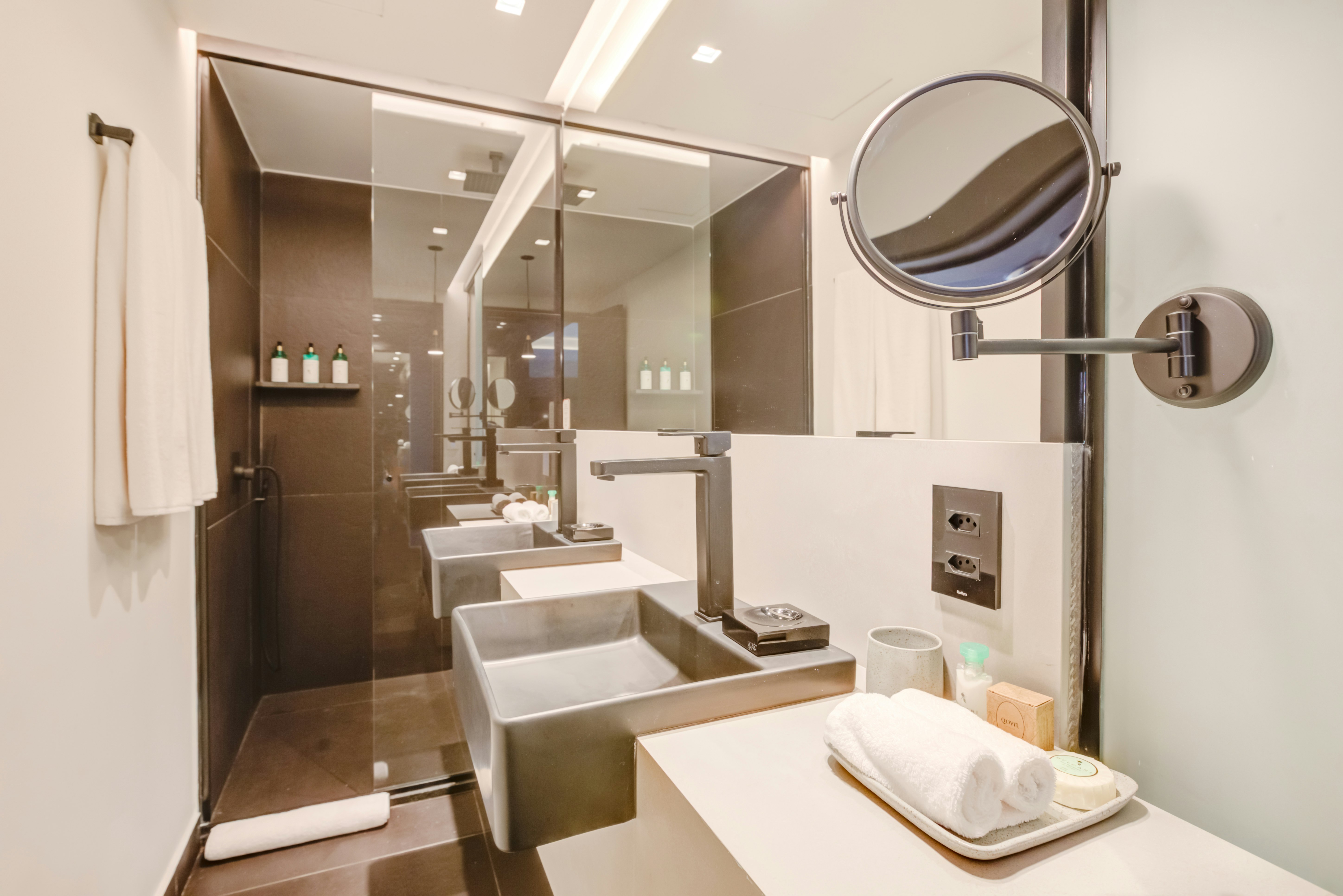 Qoya Sao Paulo Paulista, Curio Collection by Hilton 50/50
