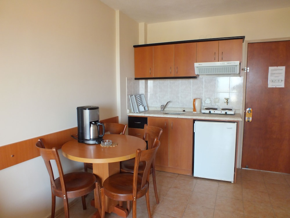 Tuntas Family Suites Kusadasi 24/41