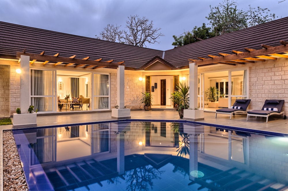 Leopard Beach Resort and Spa in Gombato Bongwe ward