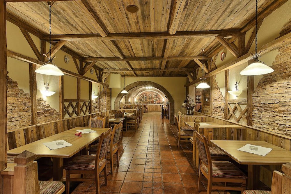 Mercure Sighisoara Binderbubi Hotel And Spa 68/83