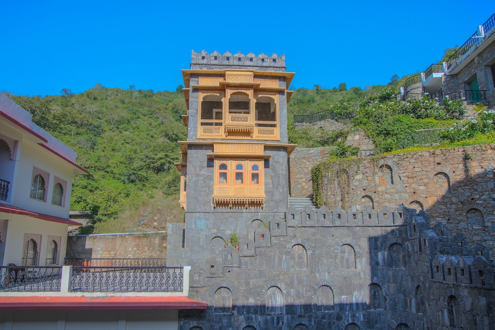 Times Kumbhalgarh Fort Resort-Pure Veg 7/45