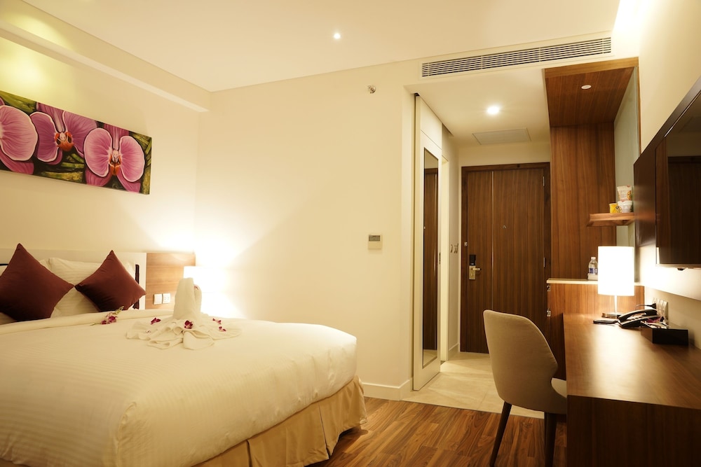 Vanda Hotel 25/70