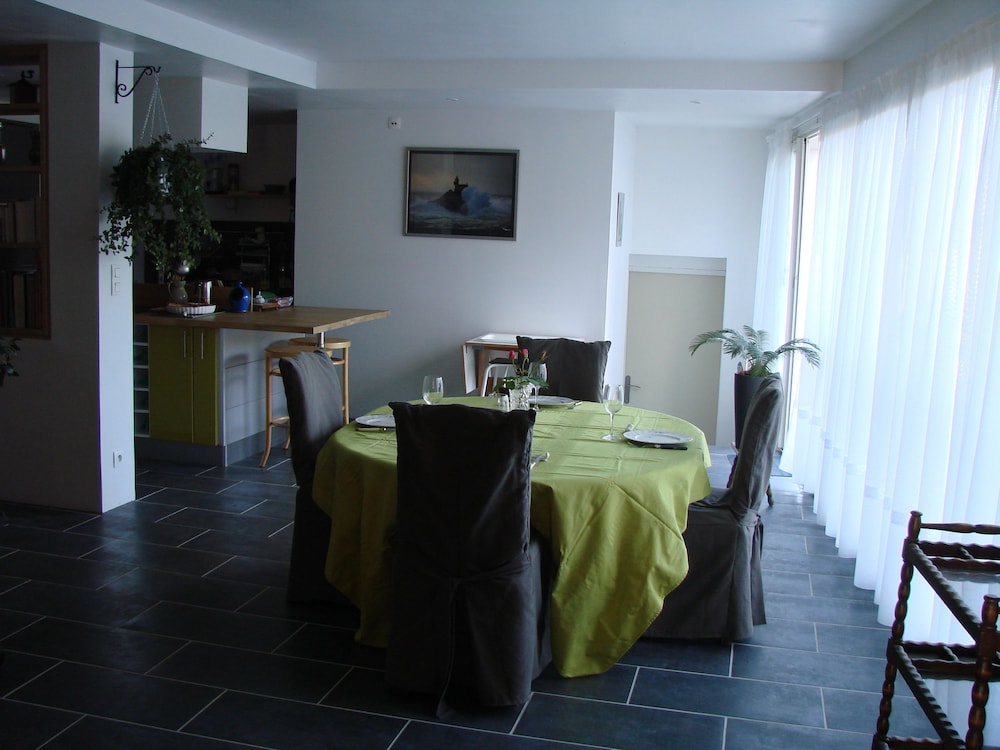 Chambres De Condate 16/34