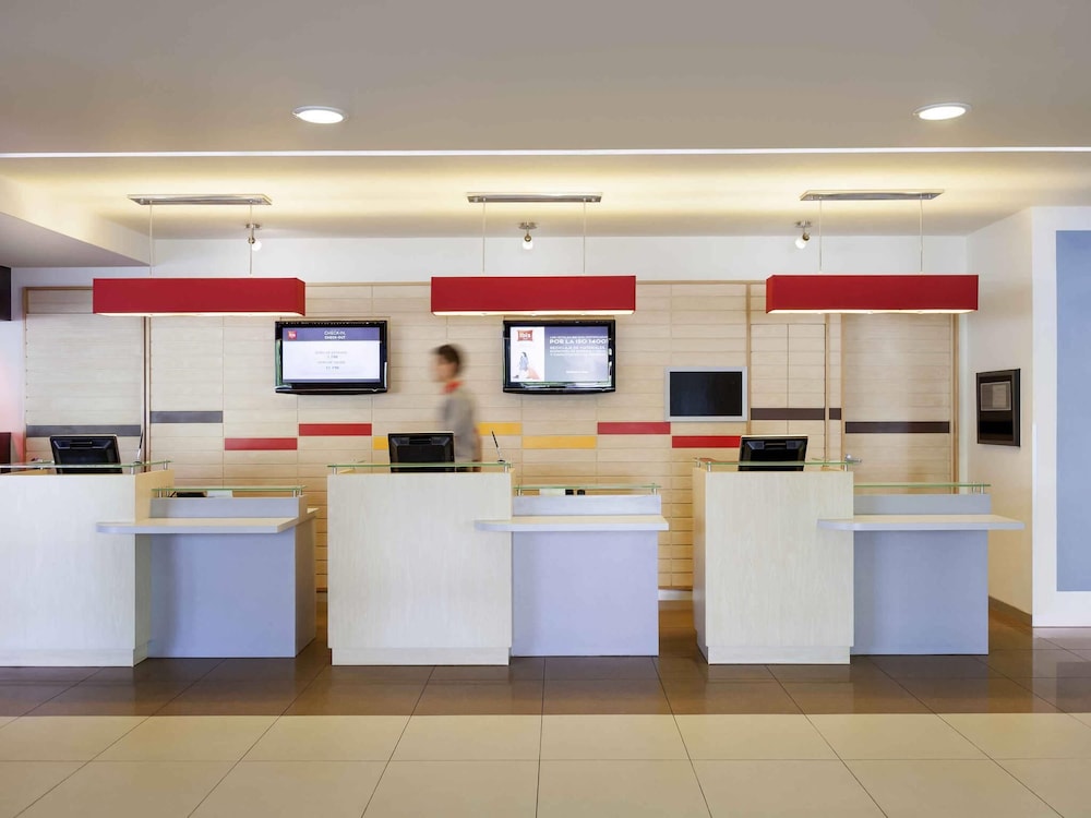 Ibis Hermosillo 12/47
