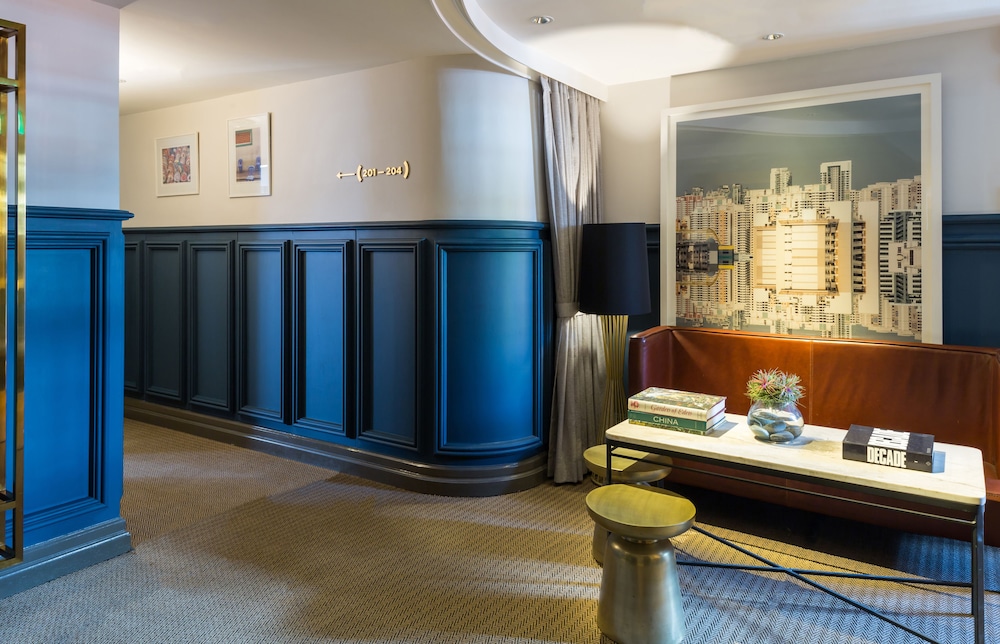 Ann Siang House The Unlimited Collection by Oakwood 3/31