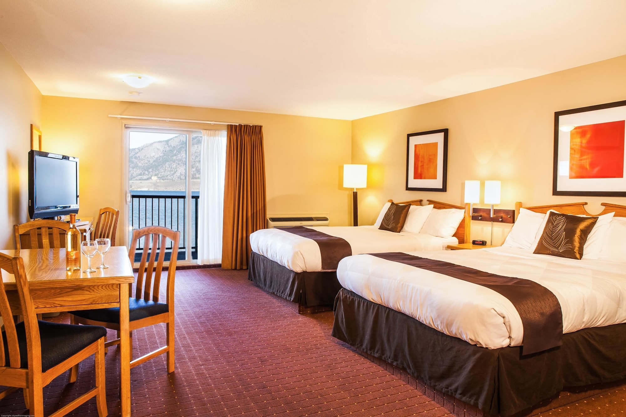 Coast, Superior, 2 Queen Beds, Beach View