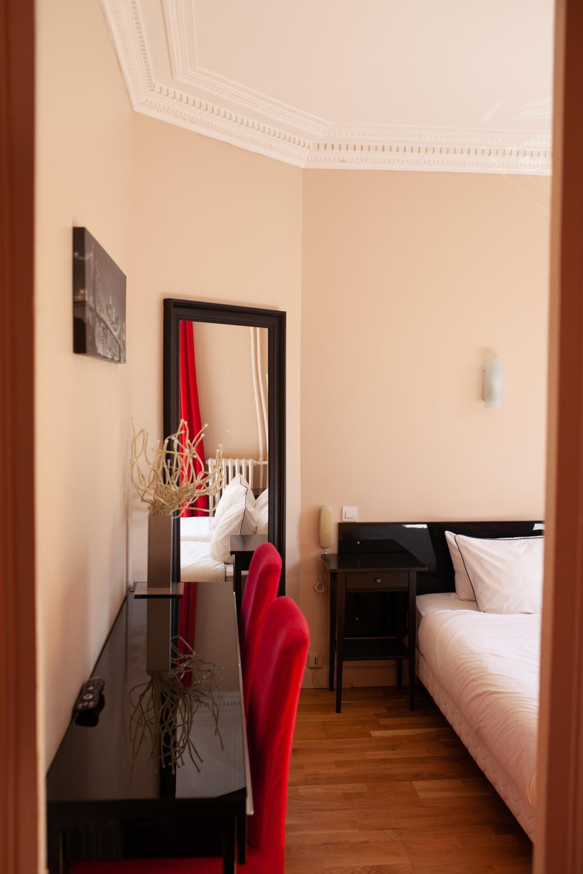 Hôtel du Parc, Choisy-le-Roi 9/23