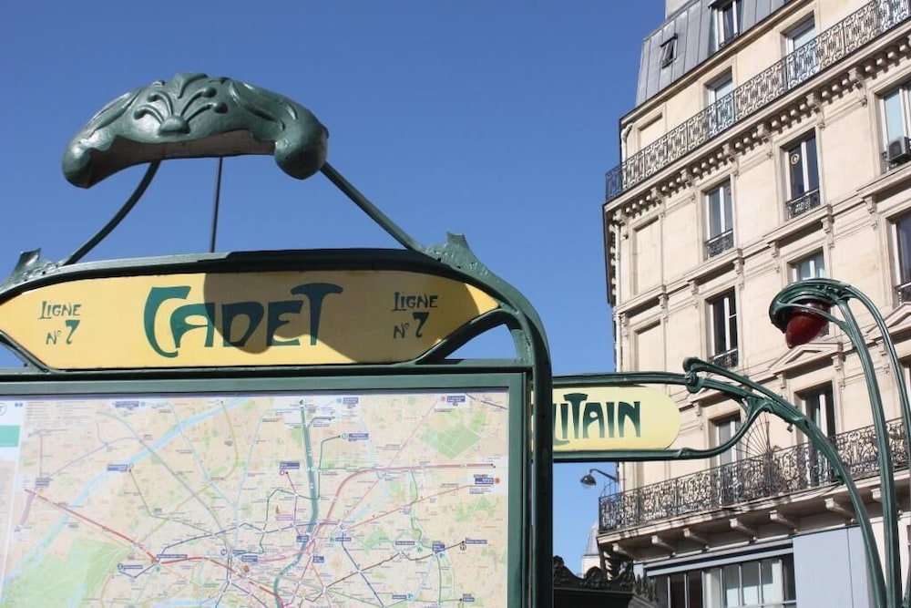 The Walled off Hotel Paris 6/50