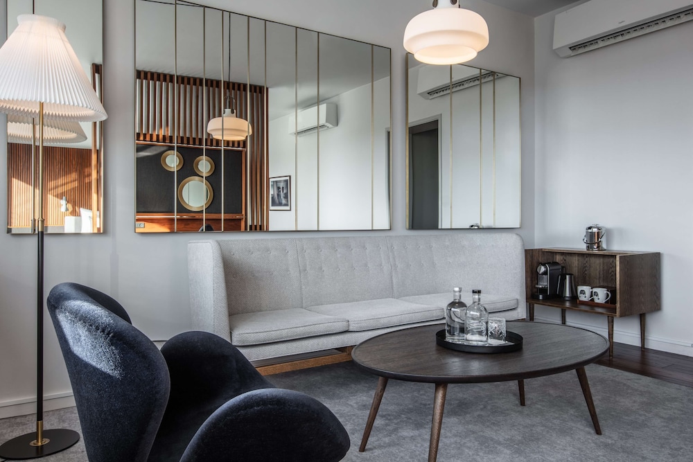 RADISSON COLLECTION ROYAL HOTEL, COPENHAGEN 52/72