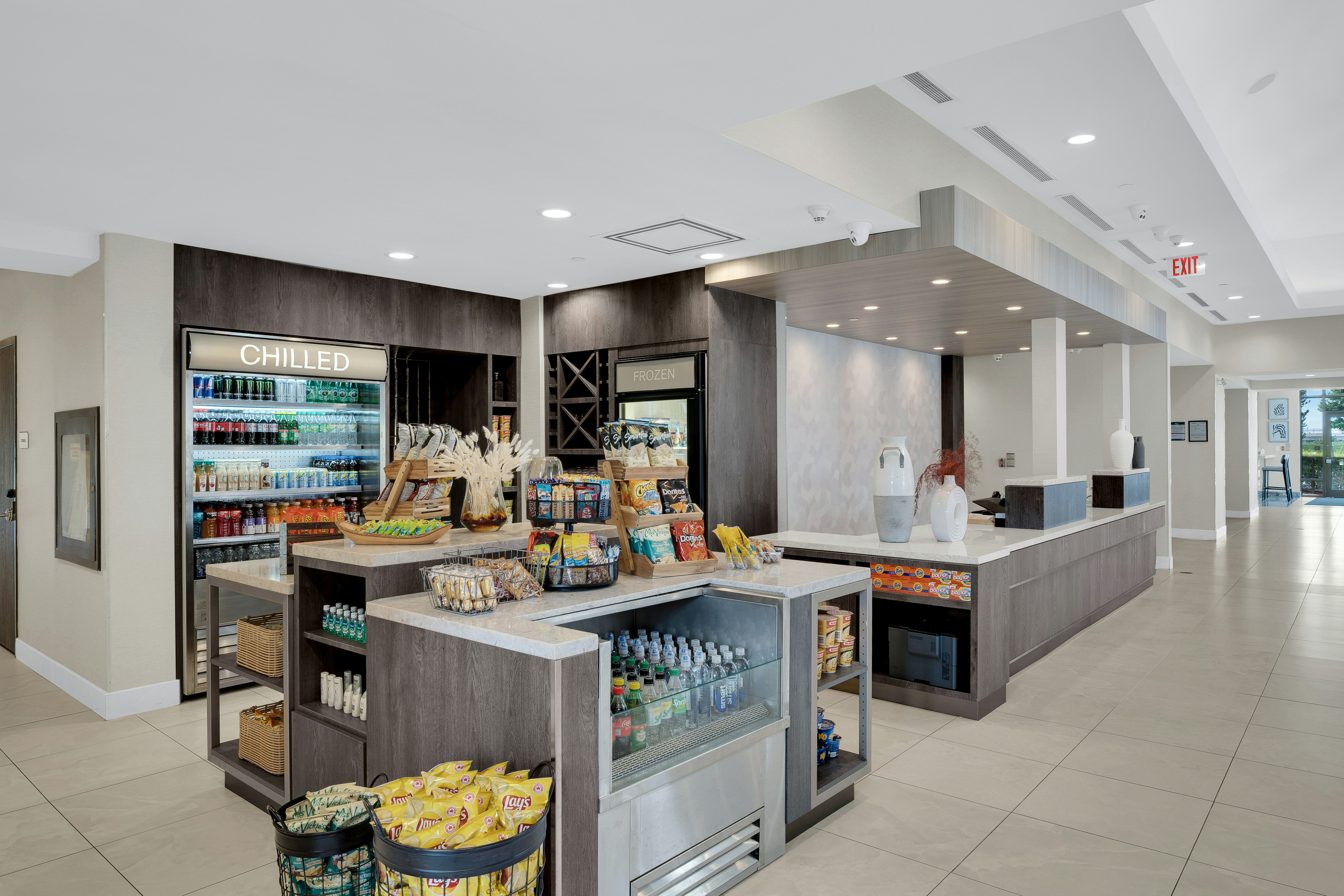 Lobby at Hilton Garden Inn Brampton, BRAMPTON - ONTARIO