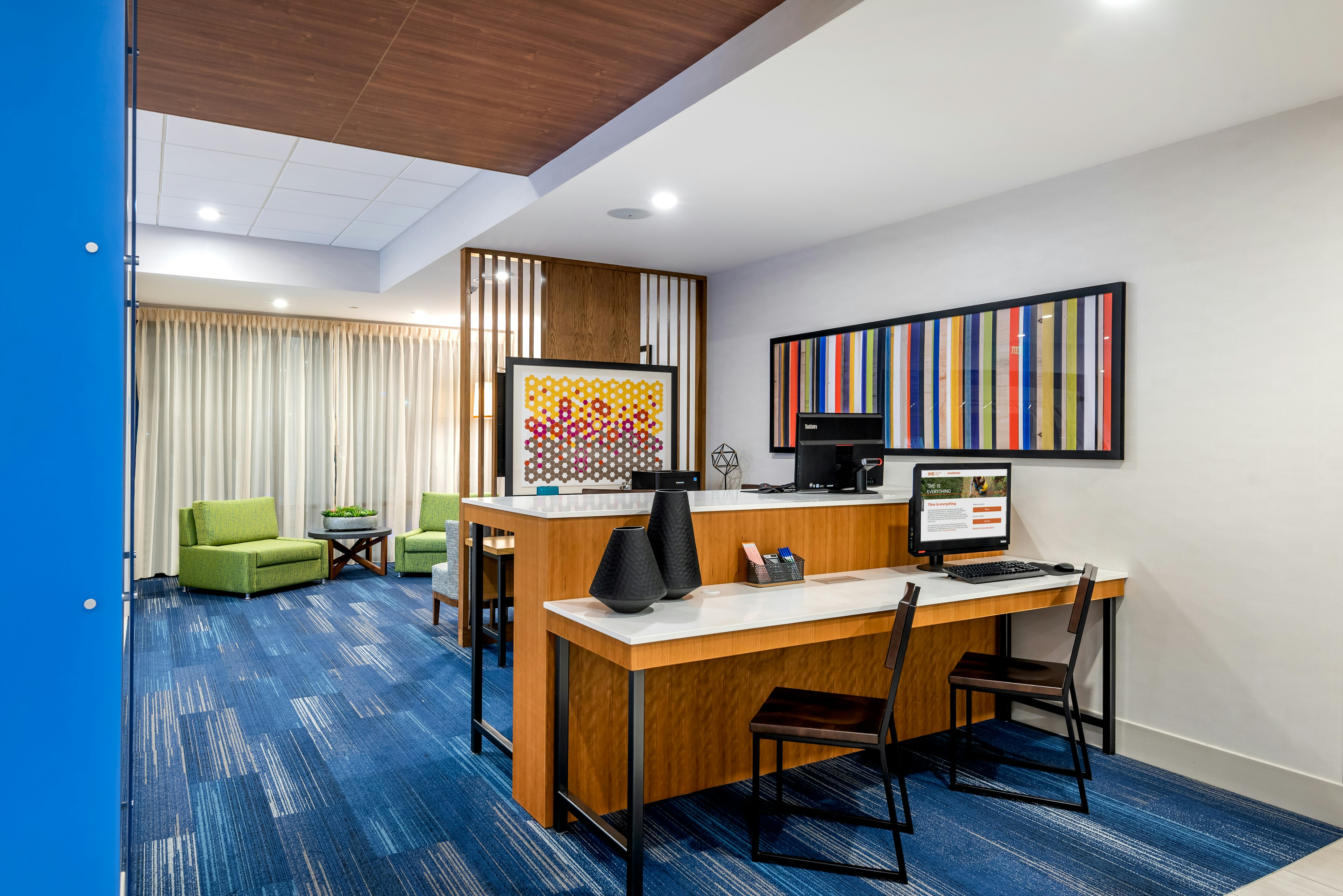 Holiday Inn Express And Suites Santa Ana Orange County an IHG Hotel 55/57
