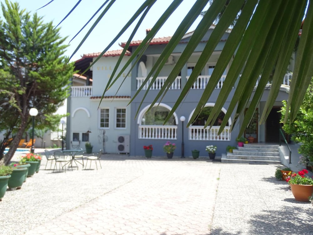 Olympus Drosos Hotel Villa 25/50
