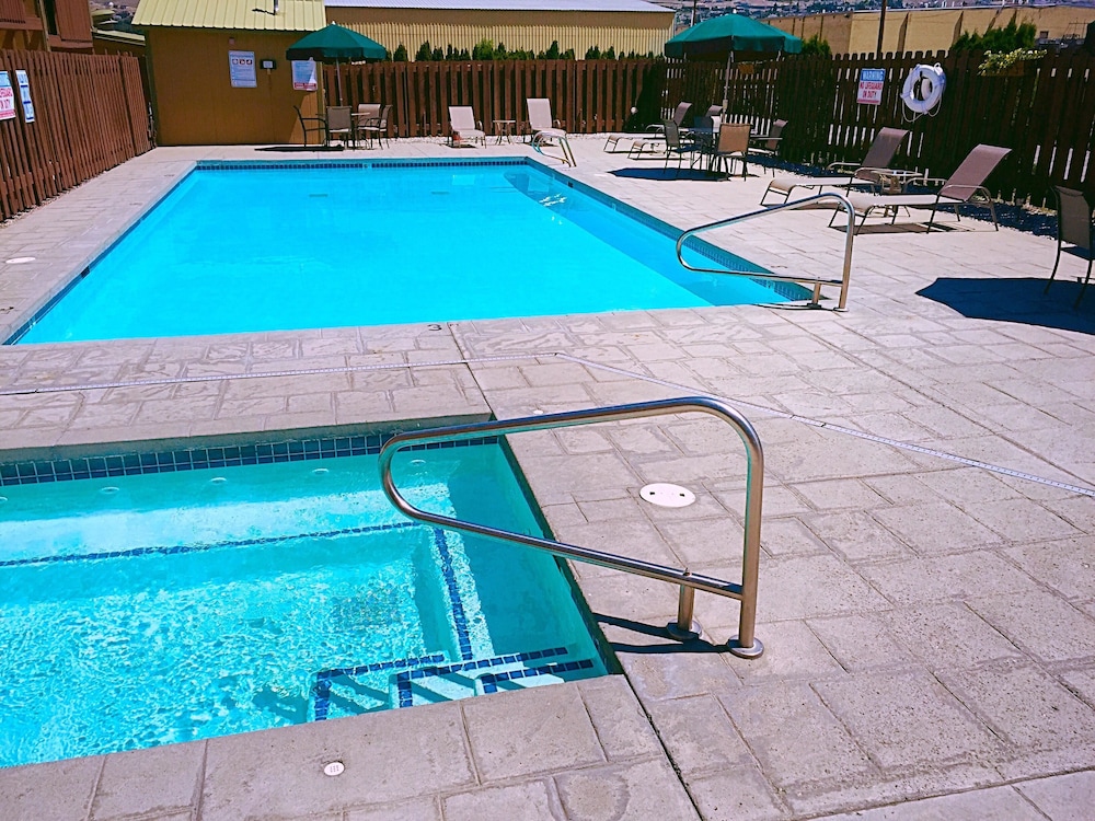 Best Western Chieftain Inn 5/34