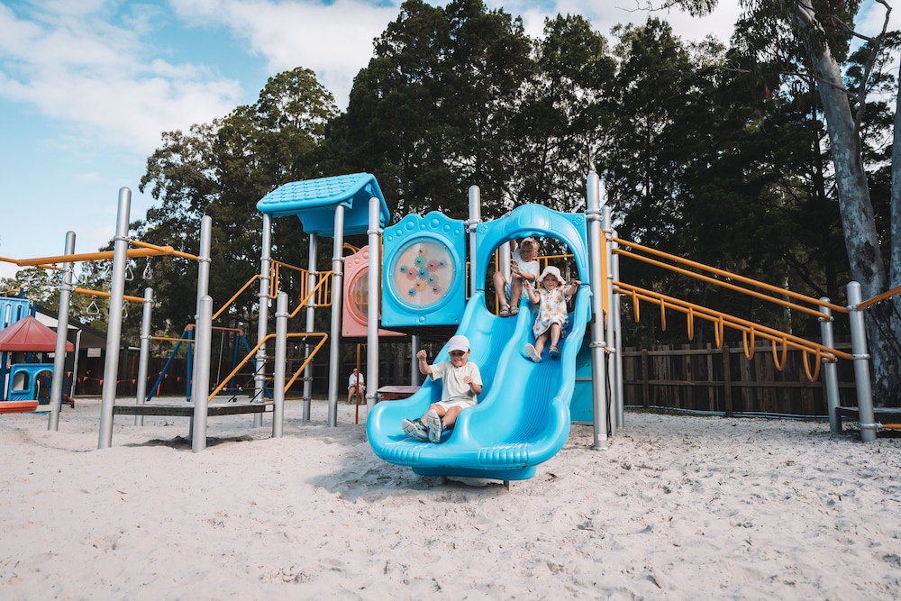 BIG4 Breeze Holiday Park Rainbow Beach 38/47