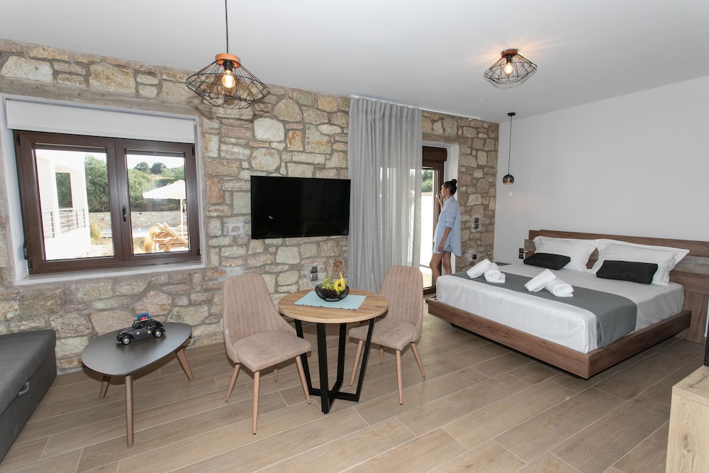 Michelangelo Suites & Apartments 36/69