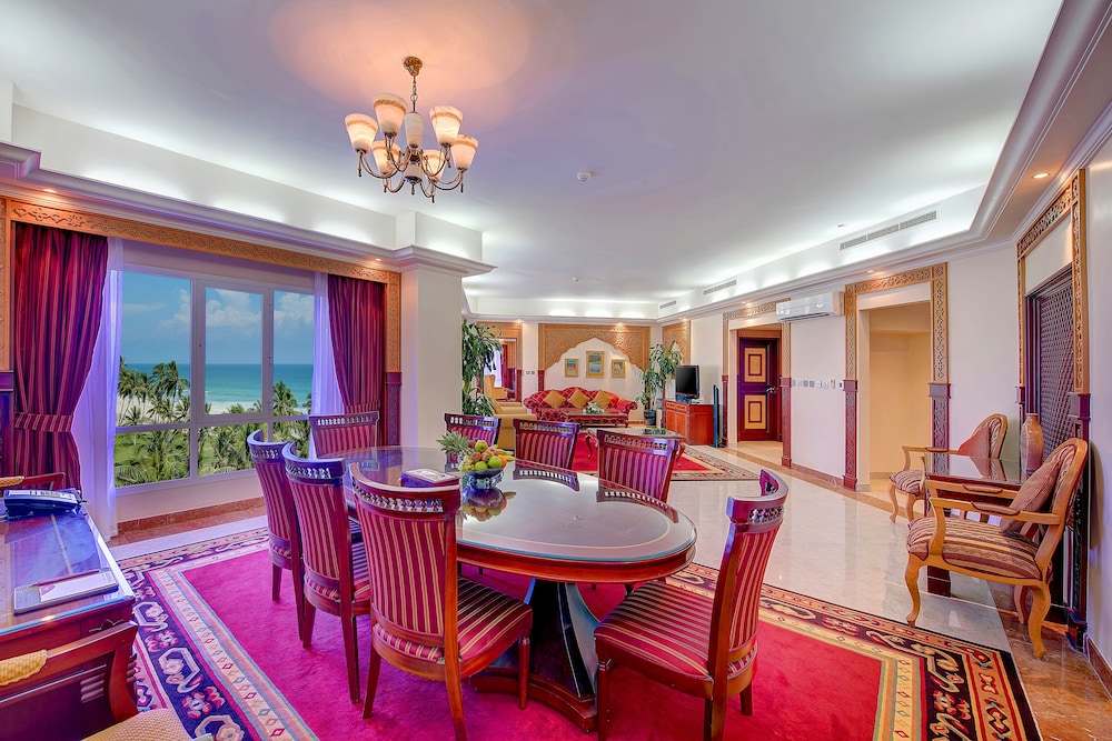 Crowne Plaza Resort Salalah 65/82