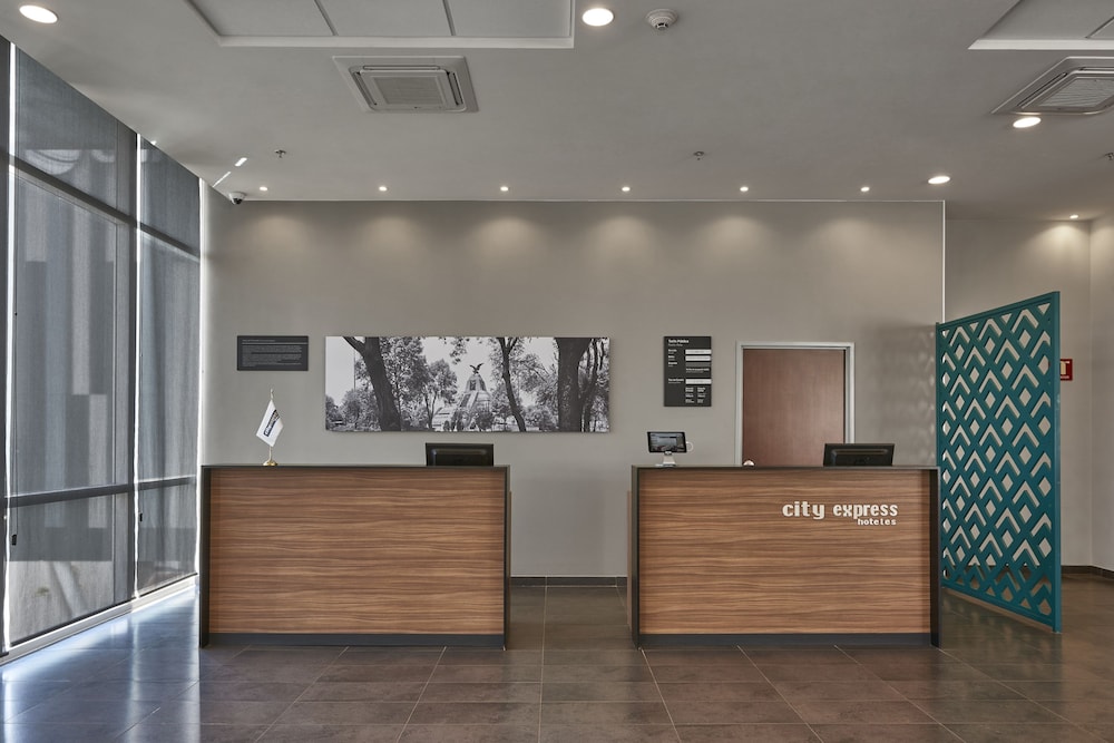 City Express by Marriott Ciudad De Mexico La Raza 10/60