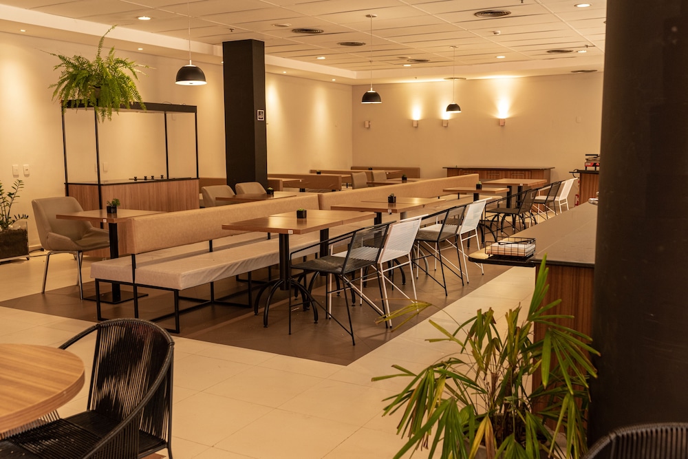 Ibis Betim 28/50