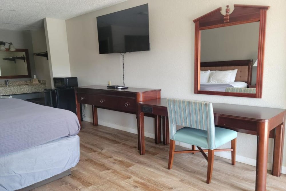 Western Motel, Thomasville 46/56