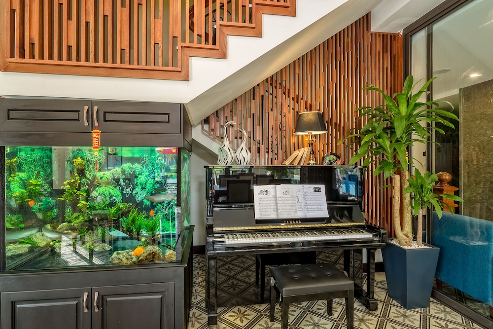 Haka Hotel & Apartment 5/50