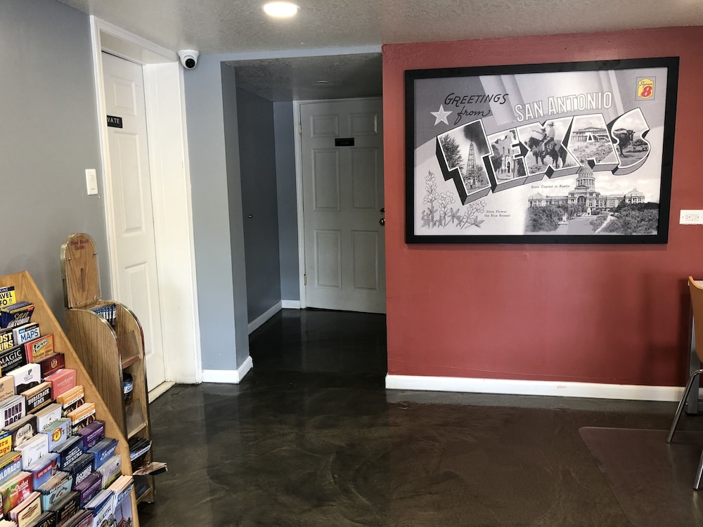 Super 8 By Wyndham San Antonio Downtown/Alamo 31/40