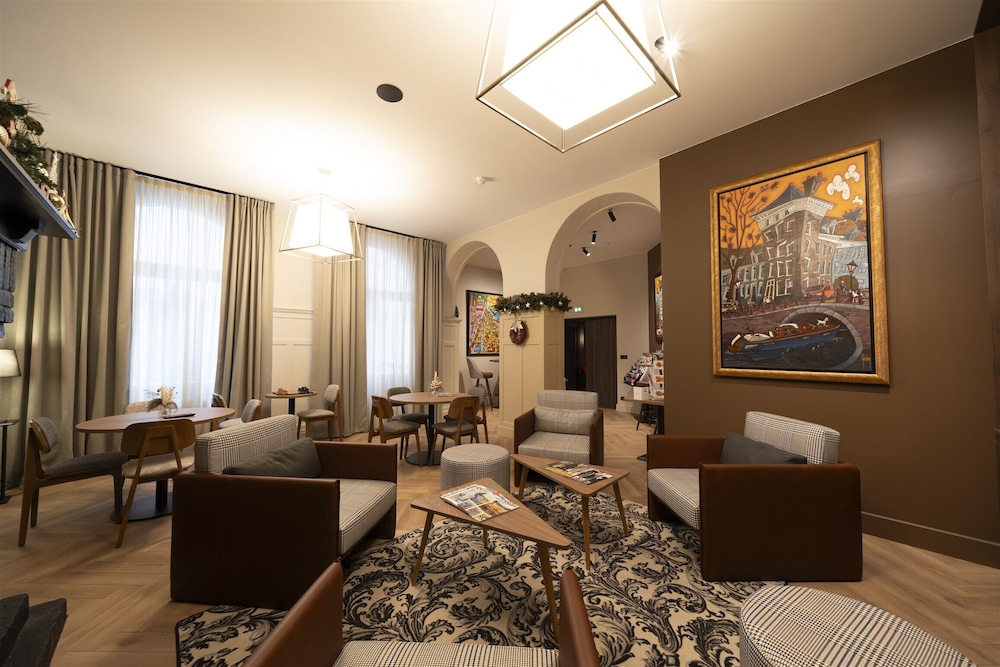 Hotel Bristol 27/50