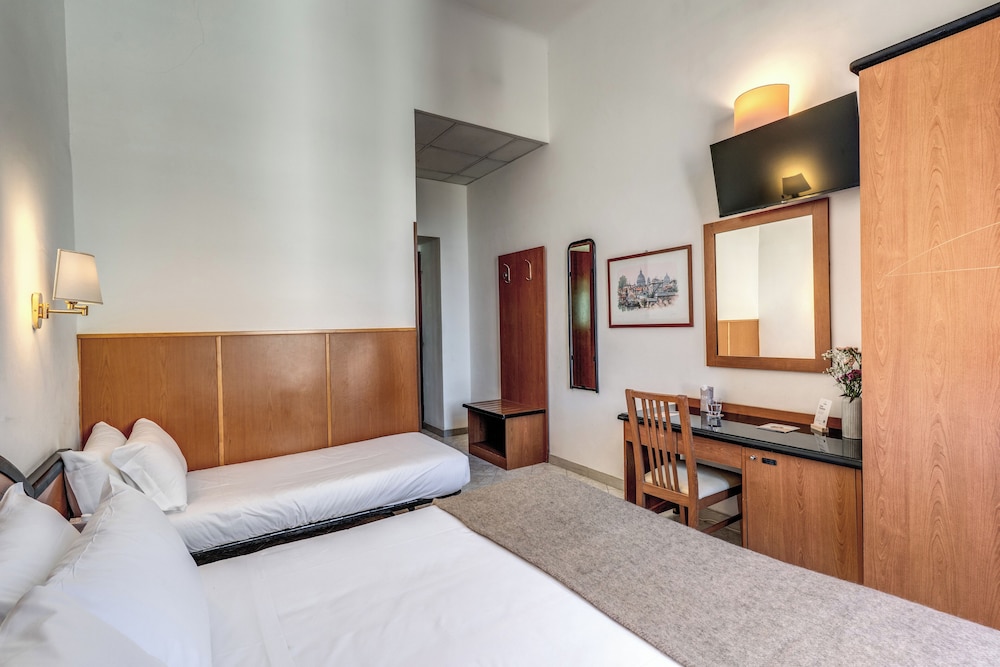 Hotel Sonya 17/48