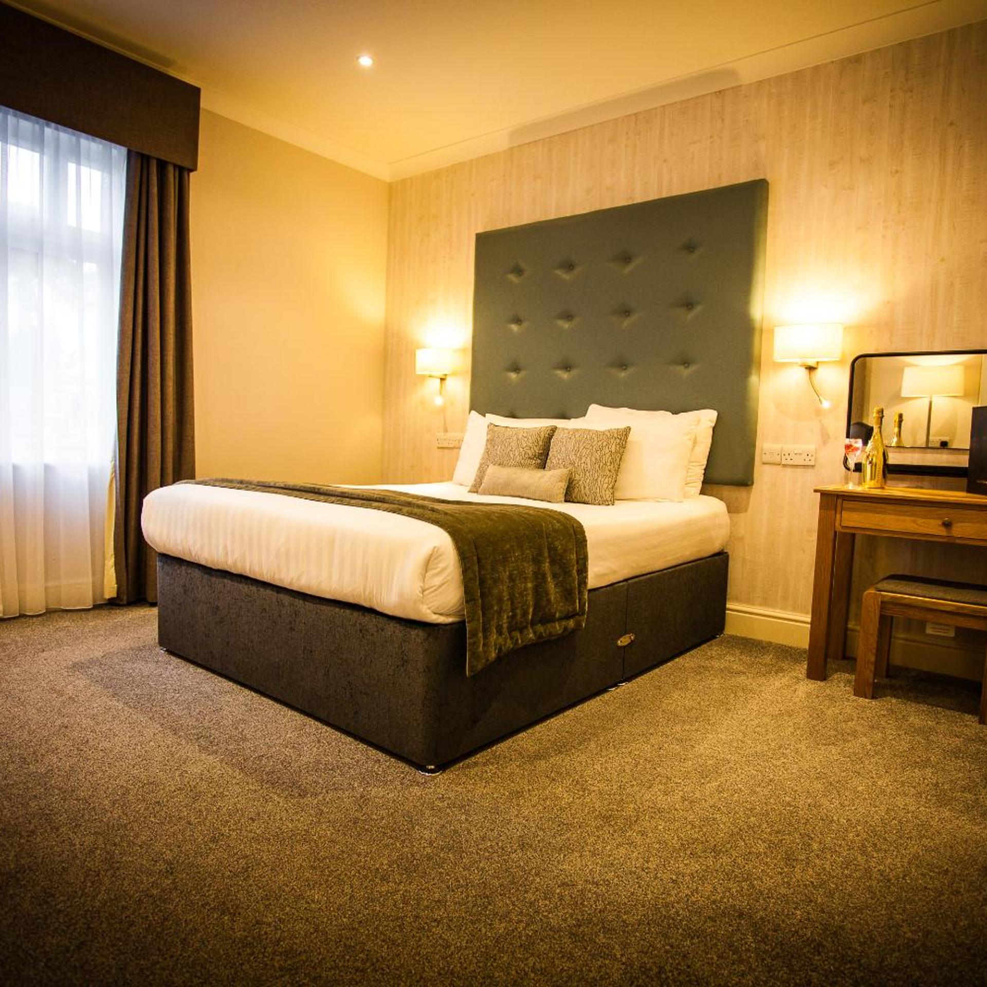 Heywood Spa Hotel 8/37