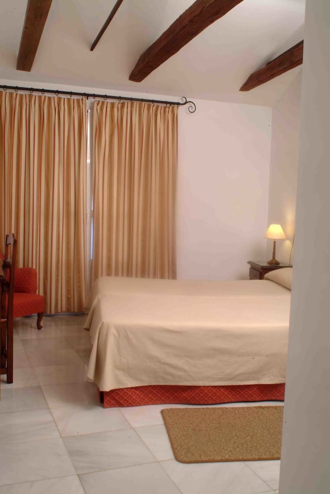 Hotel Simon 19/66