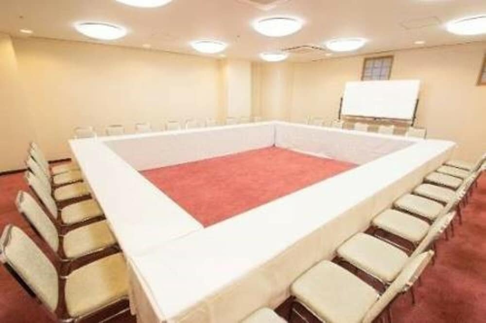 Ip City Hotel Osaka (ex. Hearton Minami Senba) 47/53