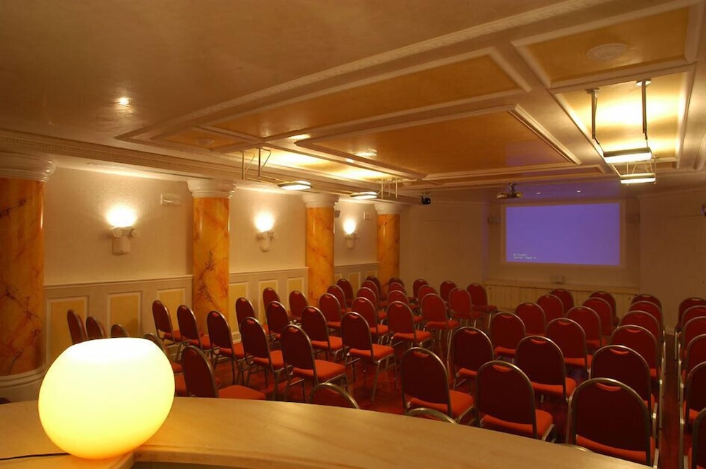Park Hotel Arnica 42/50