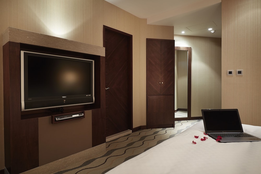 Hd Palace Hotel 35/50