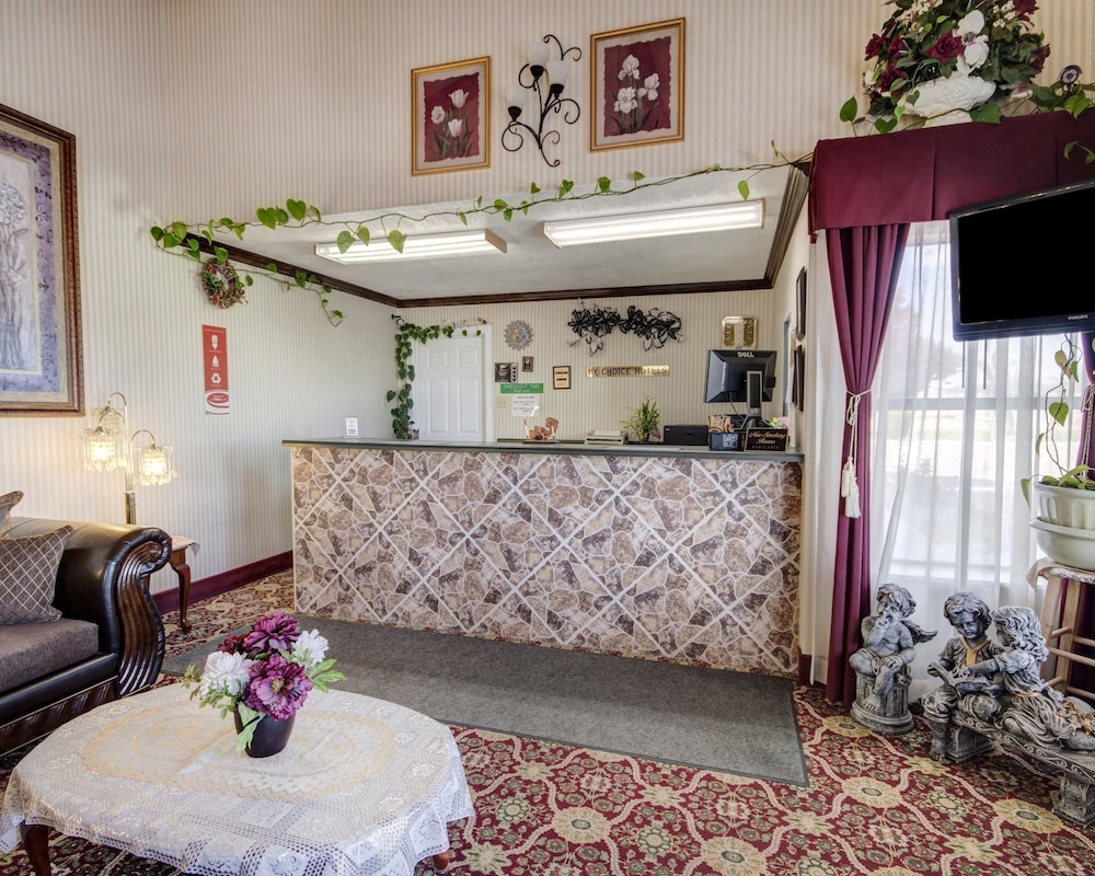 Econo Lodge Van Horn 2/26