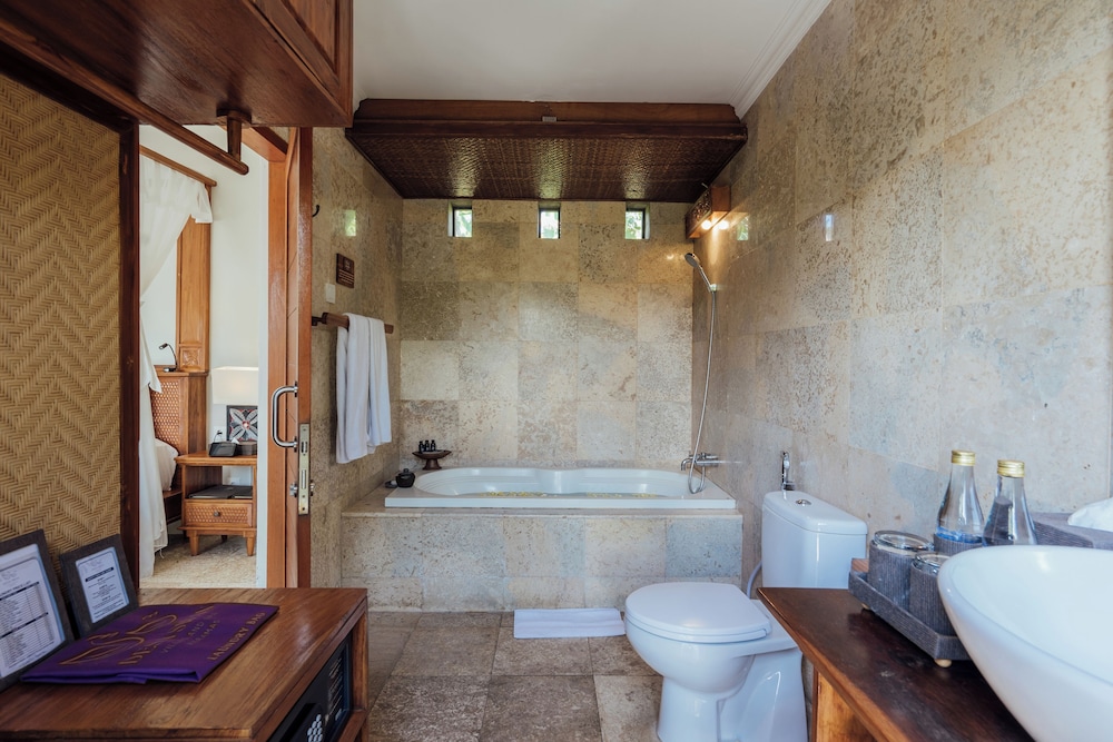Desa Swan Villas & SPA, Keramas (Formerly Desa Pramana Swan) 46/50