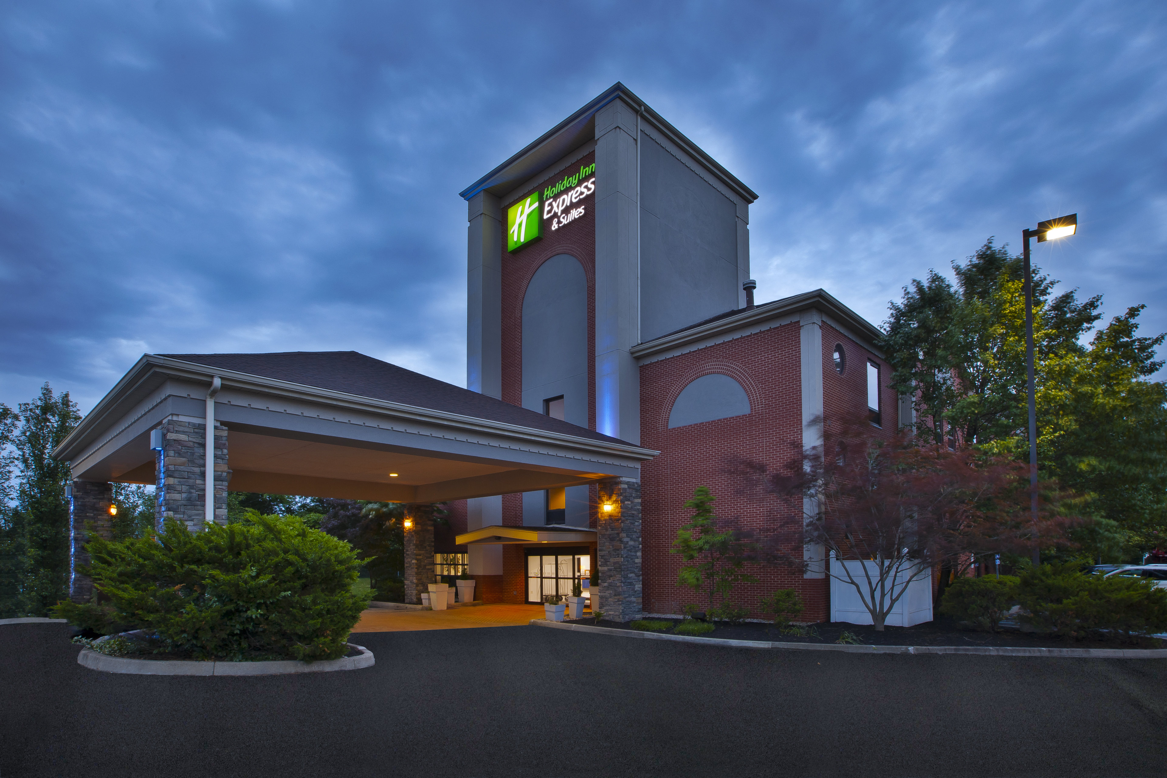 Holiday Inn Express Hotel And Suites Cincinnati Northeast Milford 6/49