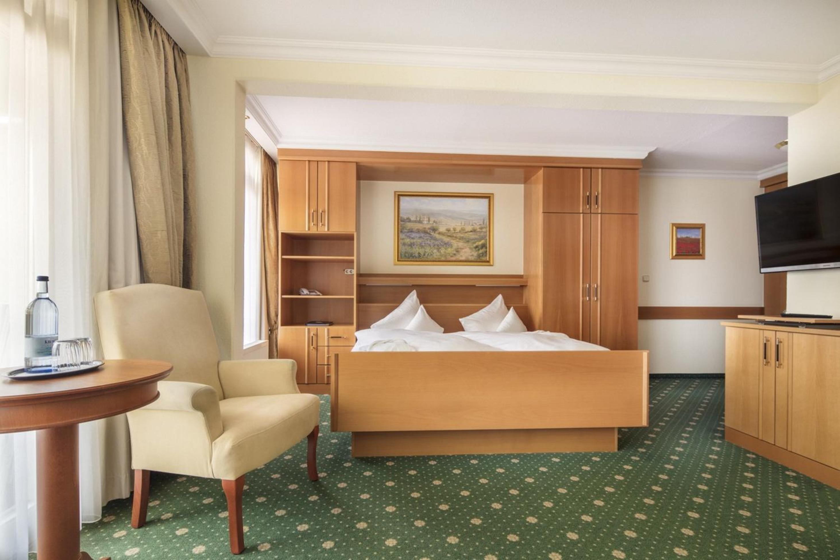 Hotel Schweizer Hof 17/50