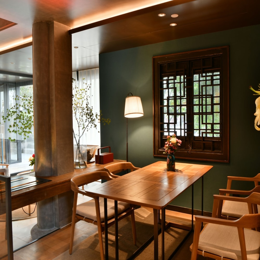 Blossom Hill Suzhou Shangtang 35/50