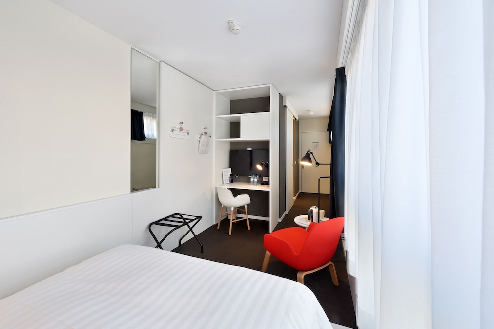 Home Swiss Hotel 16/64